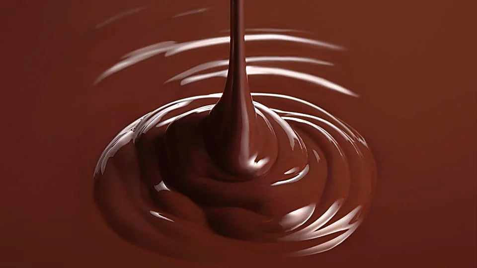 Cioccolato fuso artigianale colato a spirale